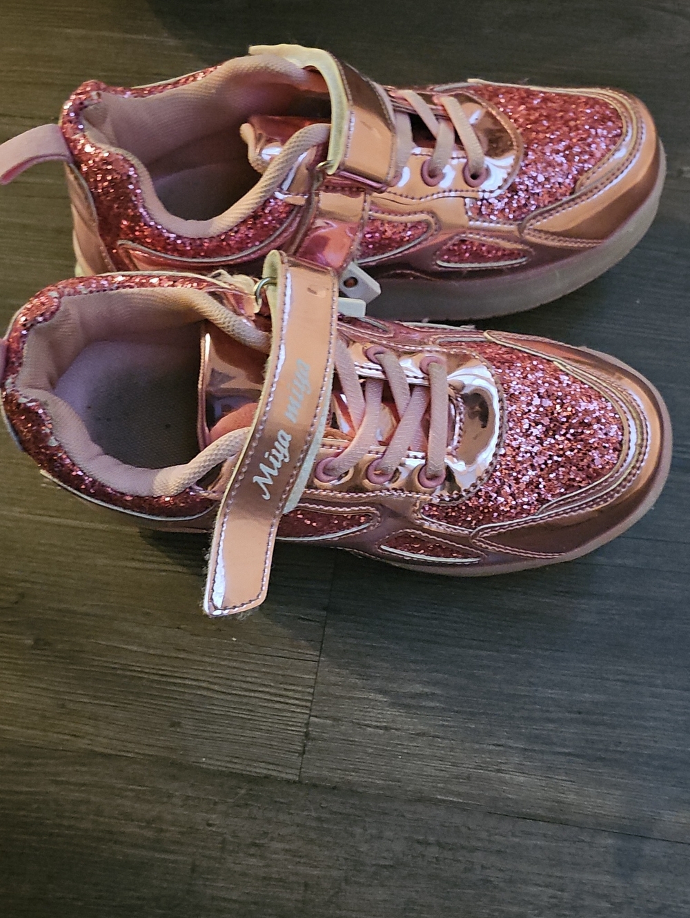 Kids Glitter Athletic Sneaker - Pink Rollers